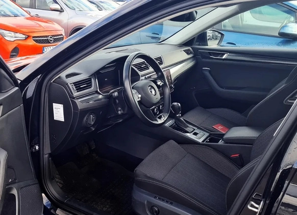 Skoda Superb cena 89999 przebieg: 89379, rok produkcji 2021 z Łochów małe 56